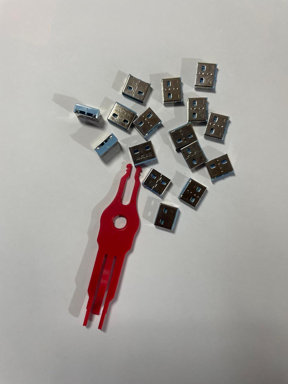 USB Port Blocker (Pack of 10 blocker with 1 key)